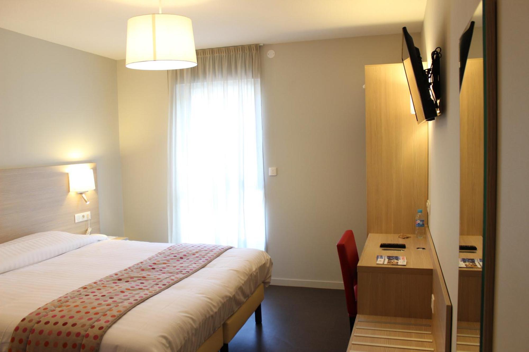 Brit Hotel Brive La Gaillarde - Restaurant La Limousine Malemort Exterior photo
