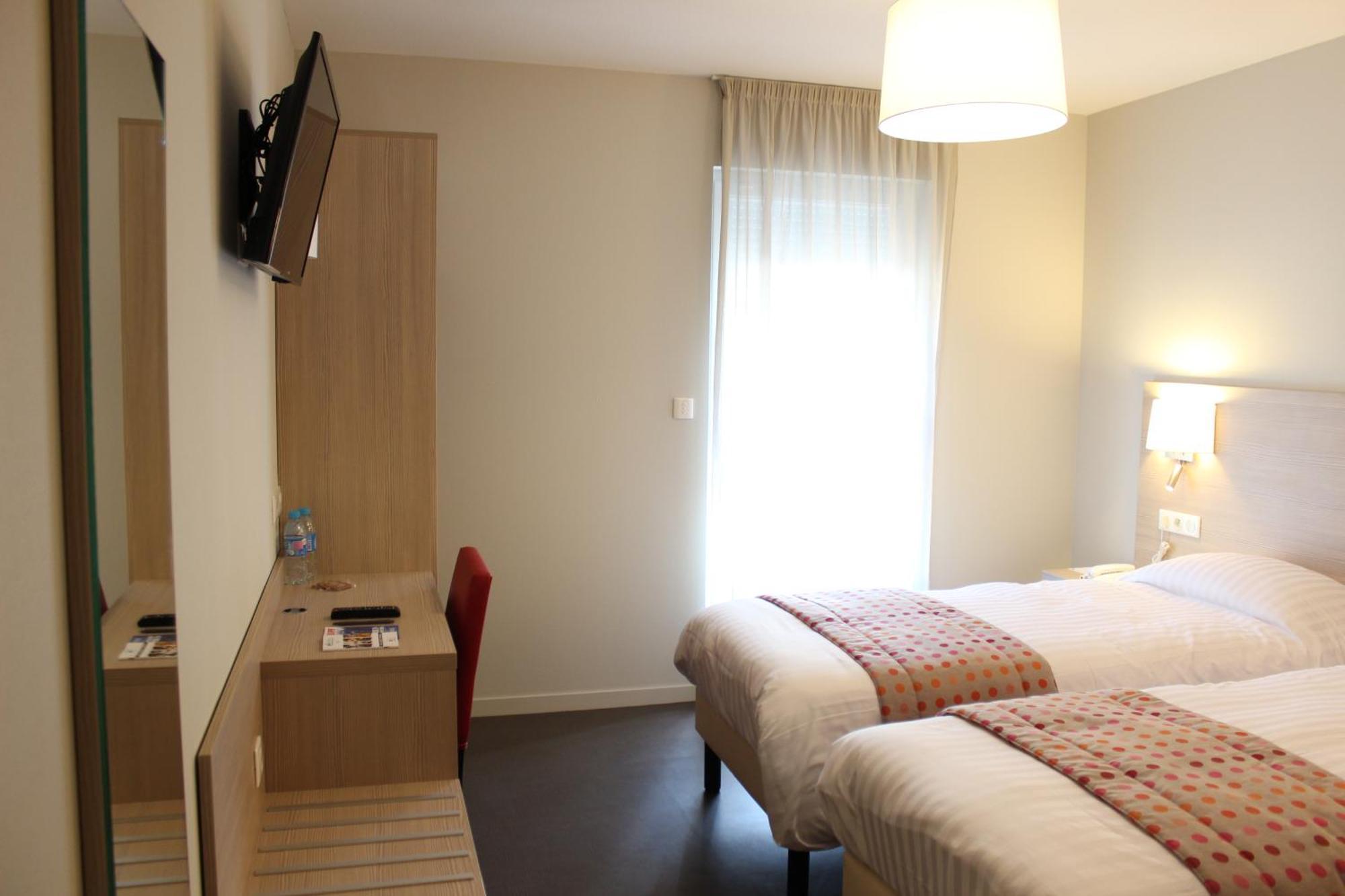 Brit Hotel Brive La Gaillarde - Restaurant La Limousine Malemort Exterior photo
